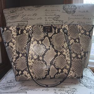Women’s Michael Kors Purse